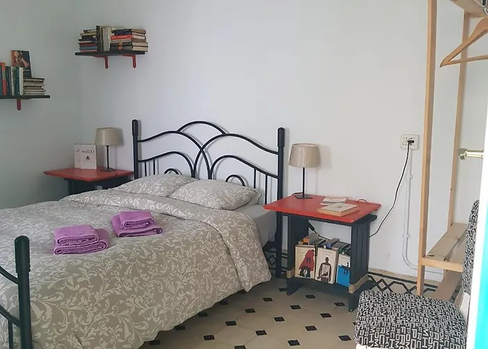 Guest house Ratones De Biblioteca 2*